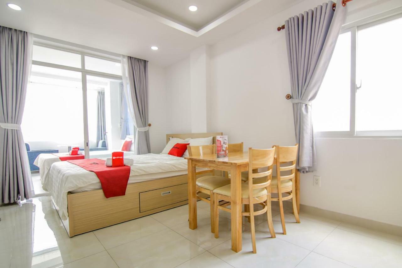 Reddoorz Near Quan Khu 7 Stadium Ho Chi Minh City Exterior photo