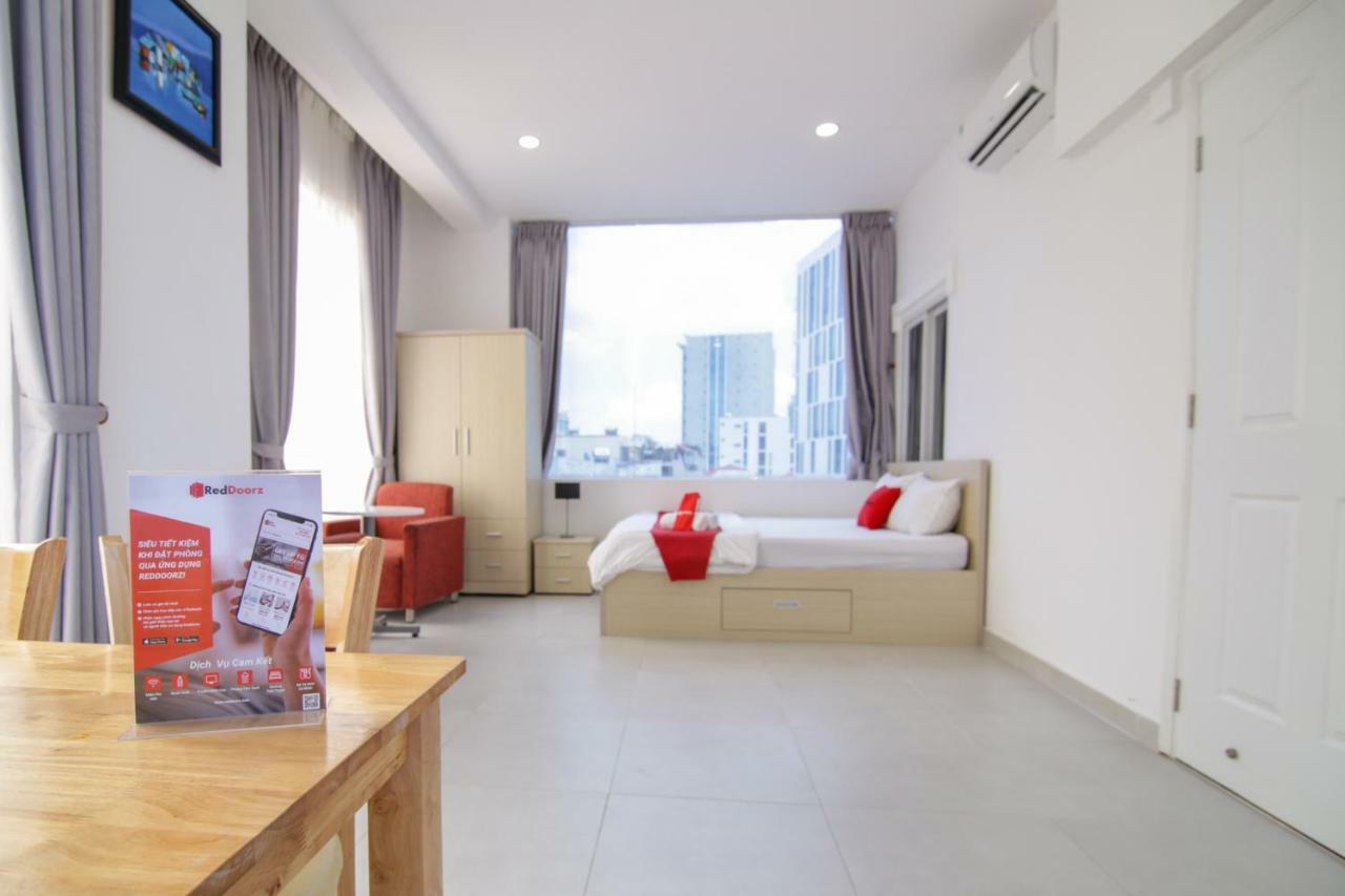 Reddoorz Near Quan Khu 7 Stadium Ho Chi Minh City Exterior photo