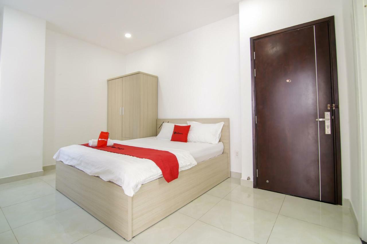Reddoorz Near Quan Khu 7 Stadium Ho Chi Minh City Exterior photo