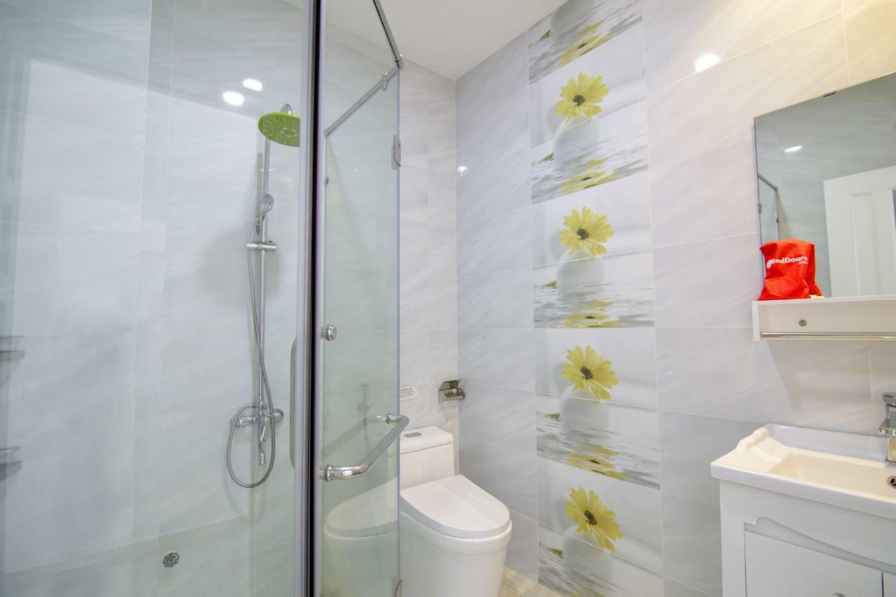 Reddoorz Near Quan Khu 7 Stadium Ho Chi Minh City Exterior photo