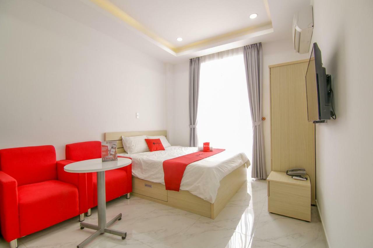 Reddoorz Near Quan Khu 7 Stadium Ho Chi Minh City Exterior photo